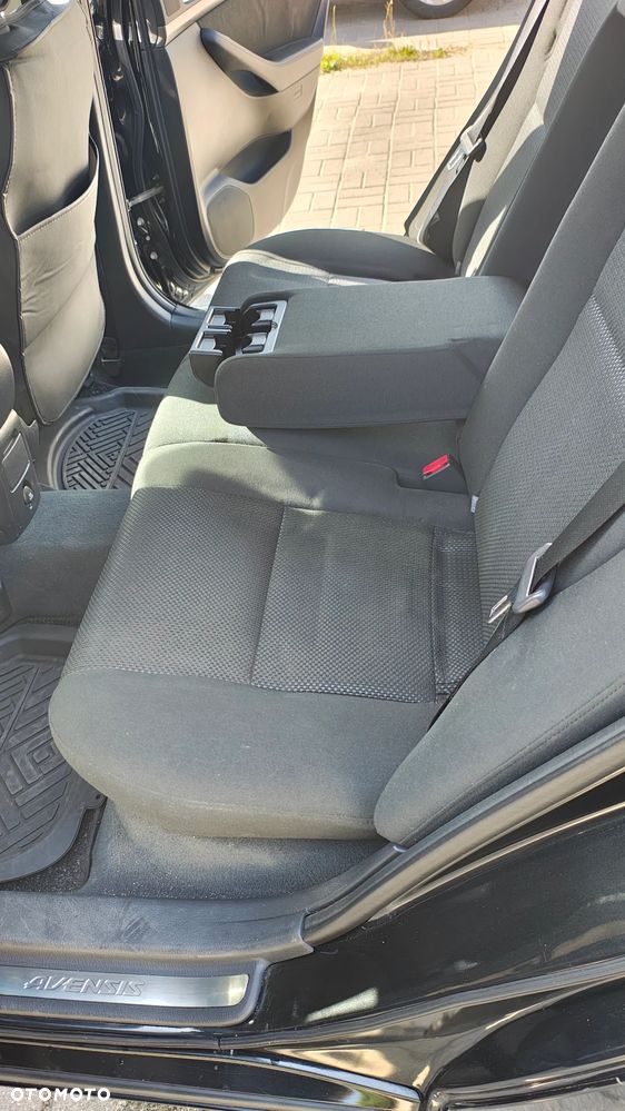 Toyota Avensis 1.8 VVT-i Sol - 20