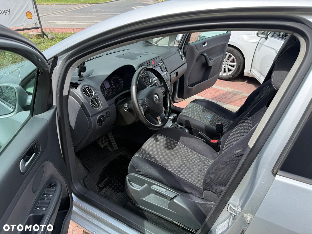 Volkswagen Golf 1.9 TDI DPF Comfortline DSG - 15
