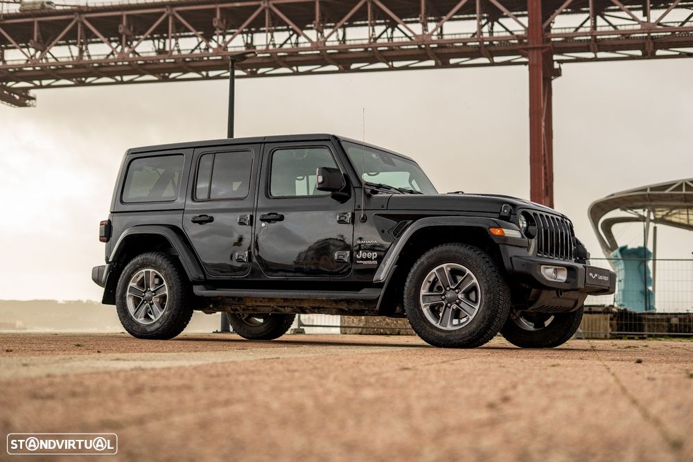 Jeep Wrangler - 11