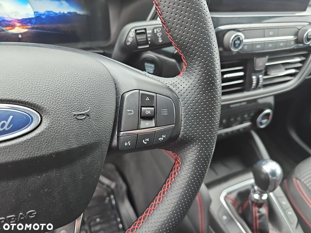 Ford Kuga 1.5 EcoBoost FWD ST-Line - 18