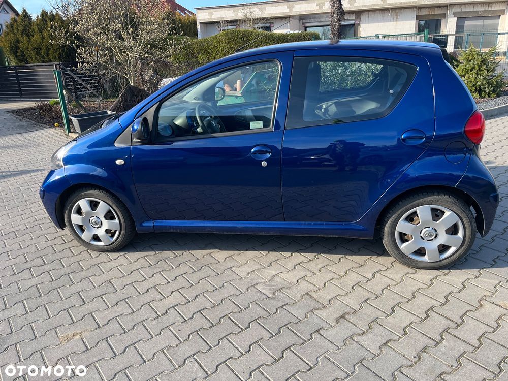 Toyota Aygo - 4
