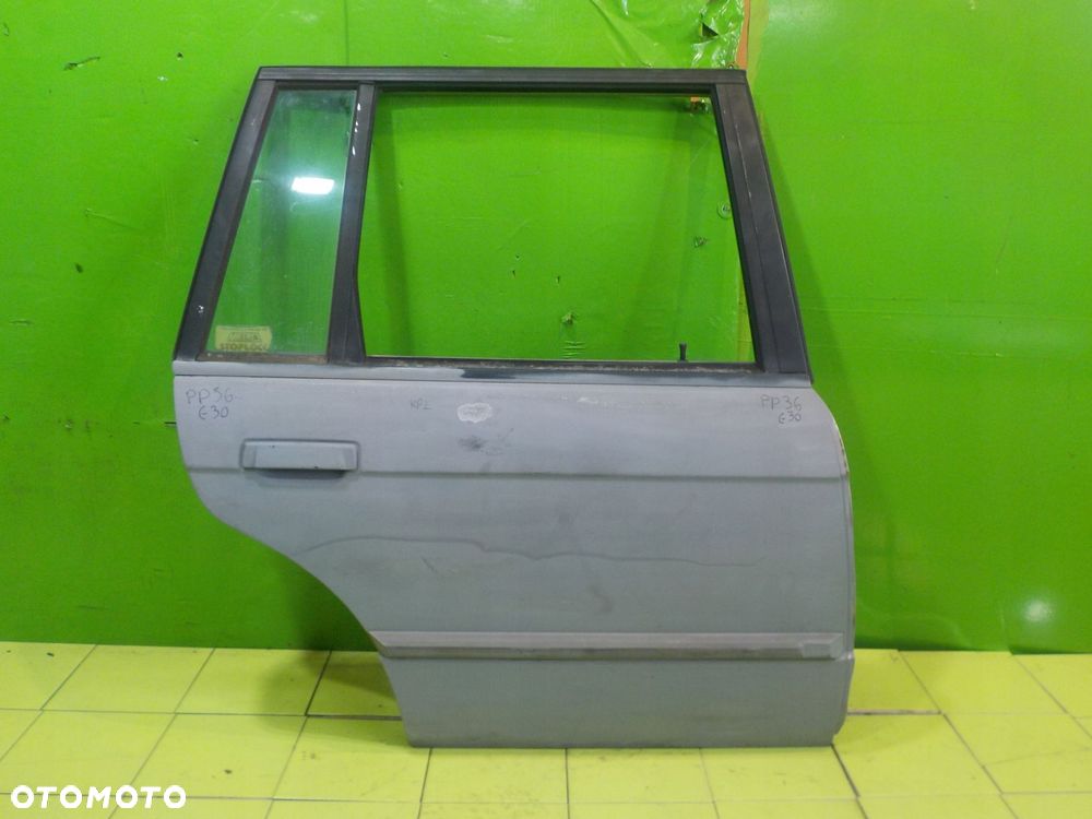BMW 3 E30 2.5 B 89r KOMBI drzwi prawe tyl kompletne - 7