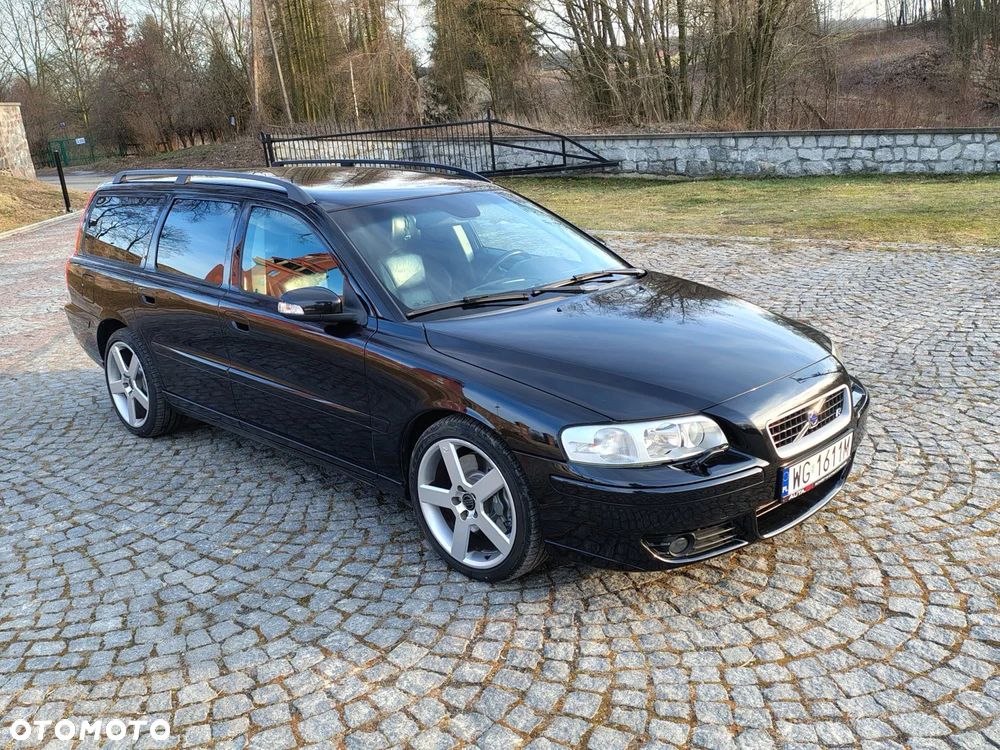 Volvo V70 R - 4