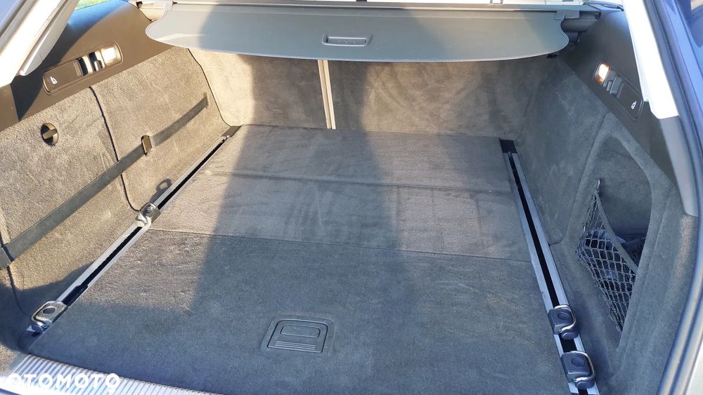 Audi A6 Avant 2.0 TDI Ultra S tronic - 15