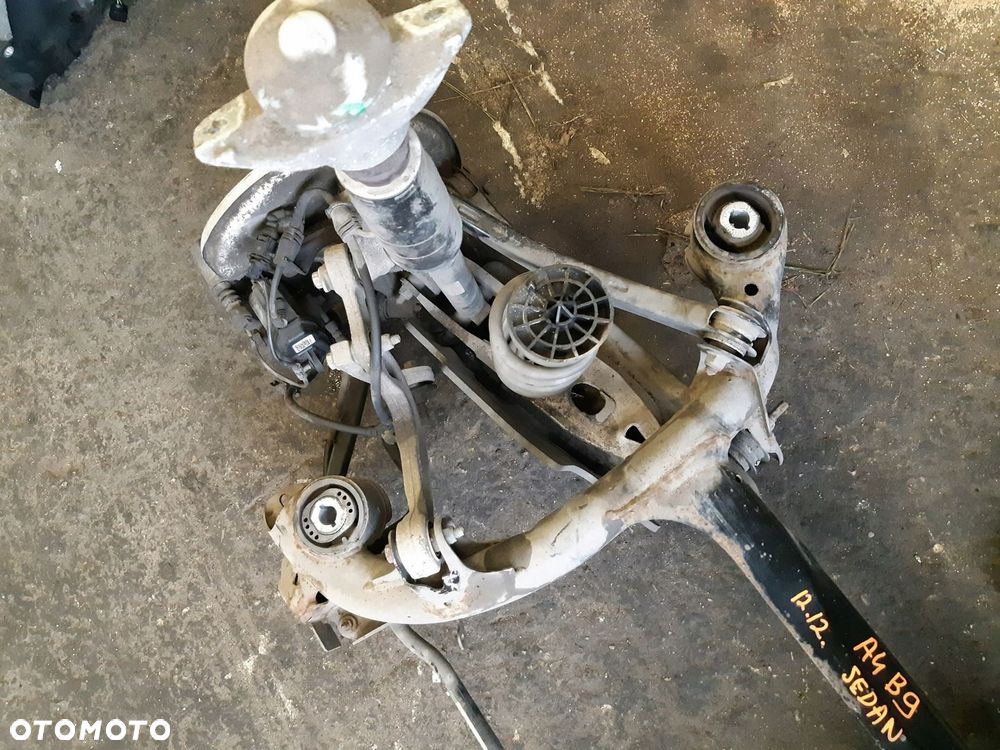 AUDI A4 B9 ZAWIESZENIE TYŁ TYLNE SANKI BELKA ZWROTNICE WAHACZE KOMPLET - 7