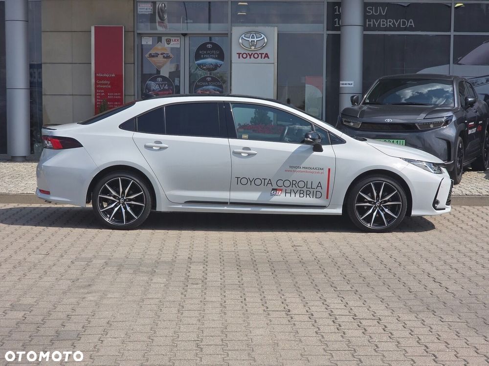 Toyota Corolla 1.8 Hybrid GR Sport - 8