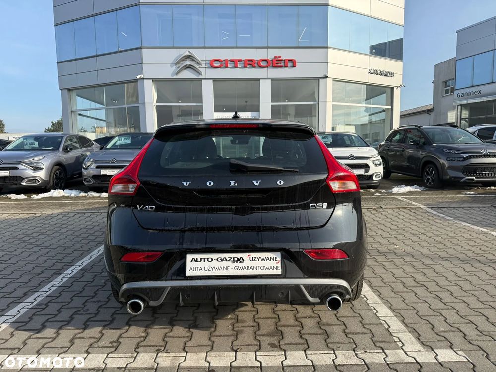 Volvo V40 D2 Drive-E R-Design Momentum - 6