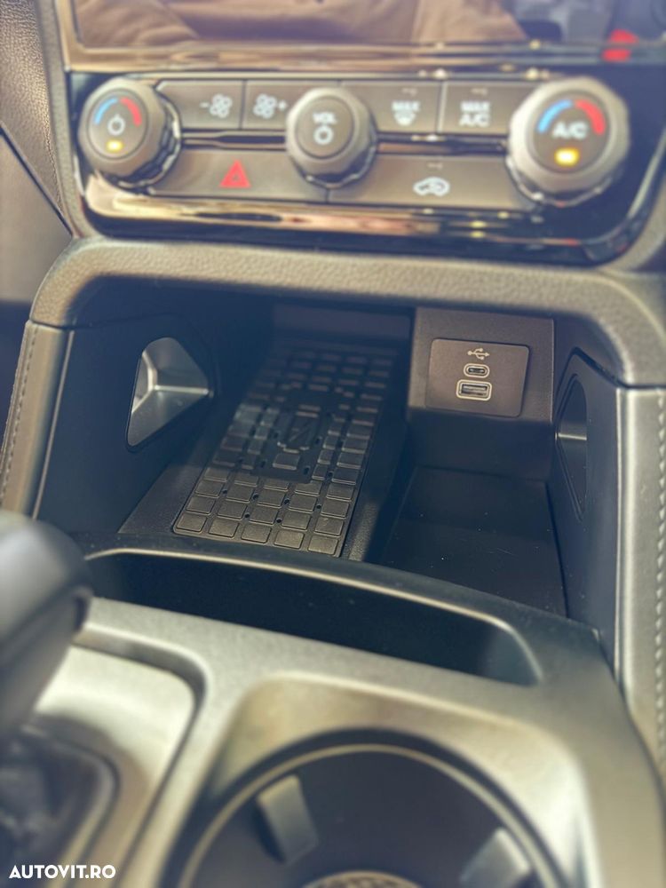 Ford Raptor - 29