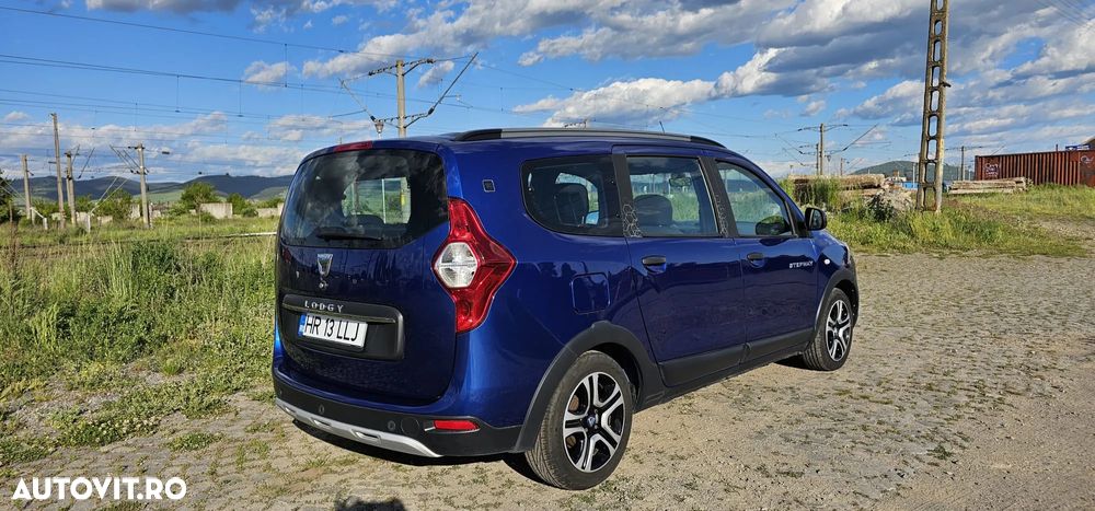 Dacia Lodgy TCe 130 GPF Stepway - 5