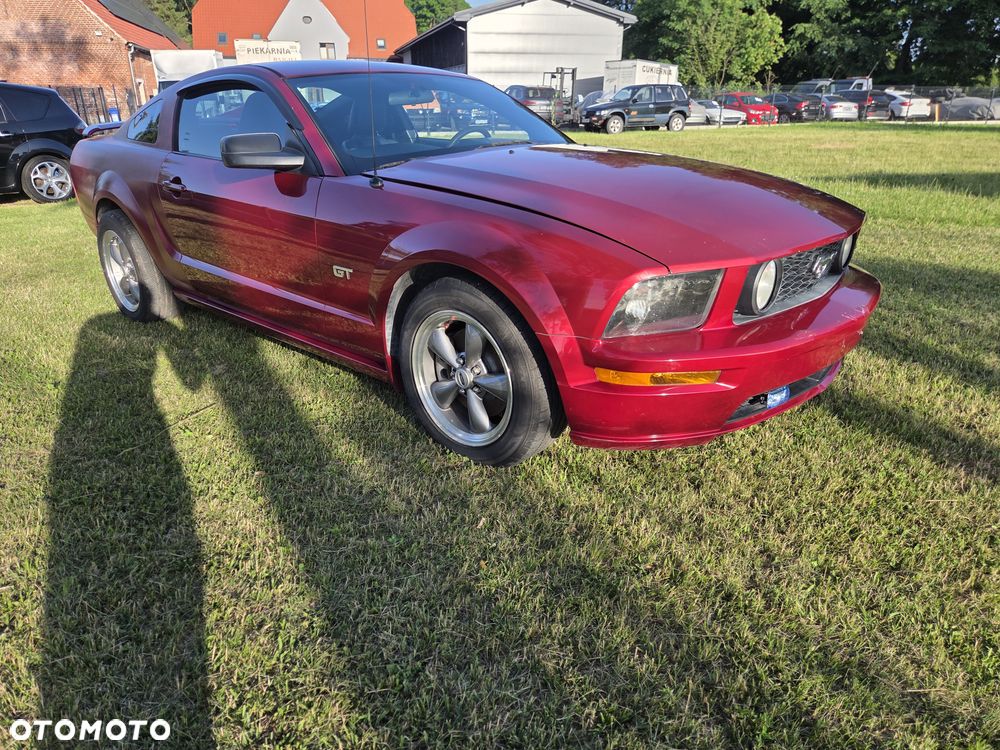 Ford Mustang - 7