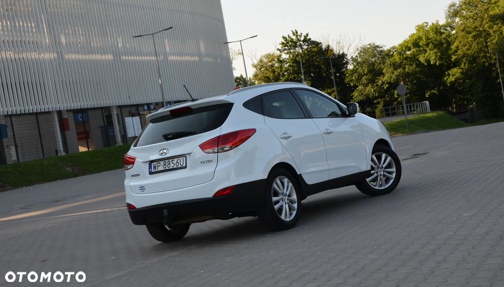 Hyundai ix35 2.0 Premium 2WD - 13