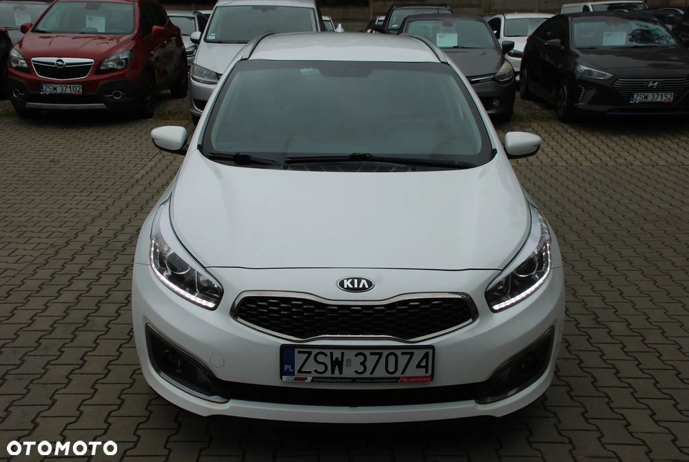 Kia Ceed Cee'd 1.6 CRDi L Business Line DCT - 2