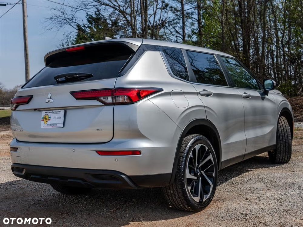 Mitsubishi Outlander - 6