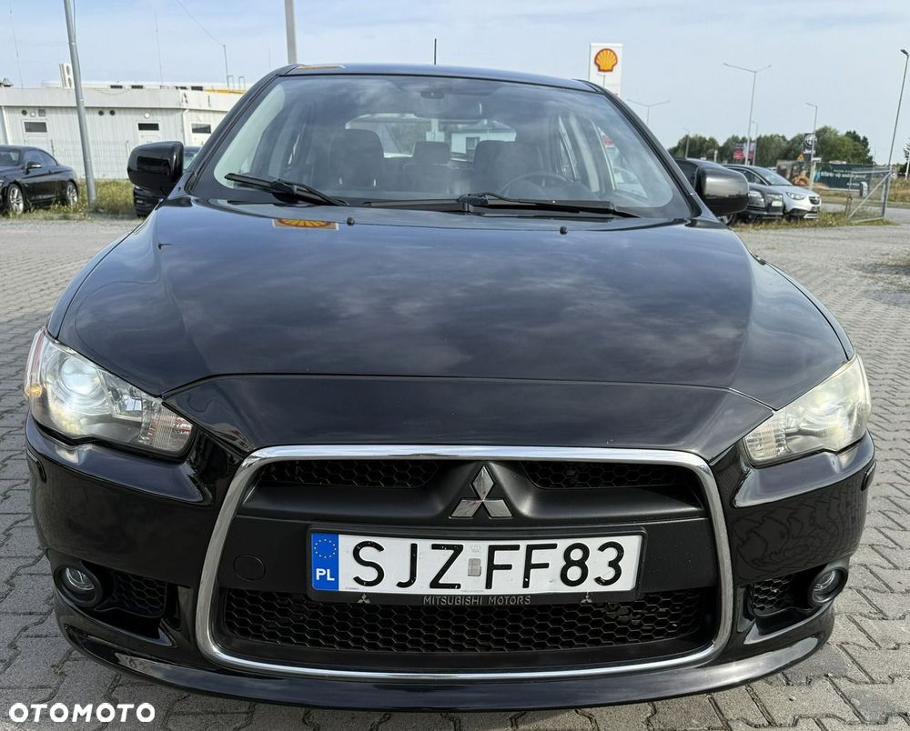 Mitsubishi Lancer - 10