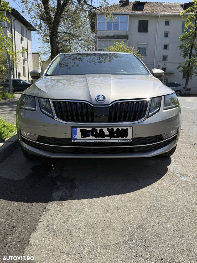 Skoda Octavia 1.6 TDI DSG Style - 2