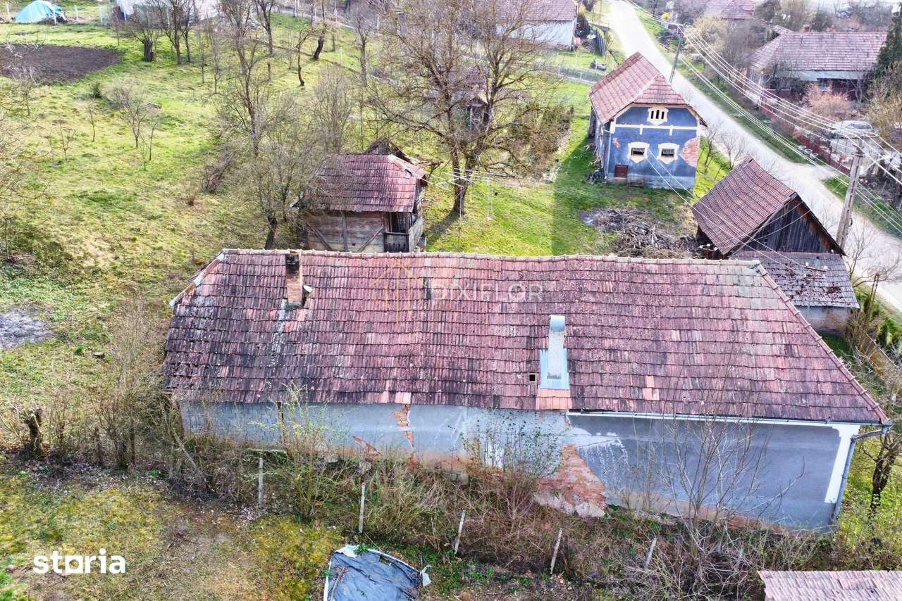 Casă cu teren generos | Sat Păingeni - Imagine principală: 4/7