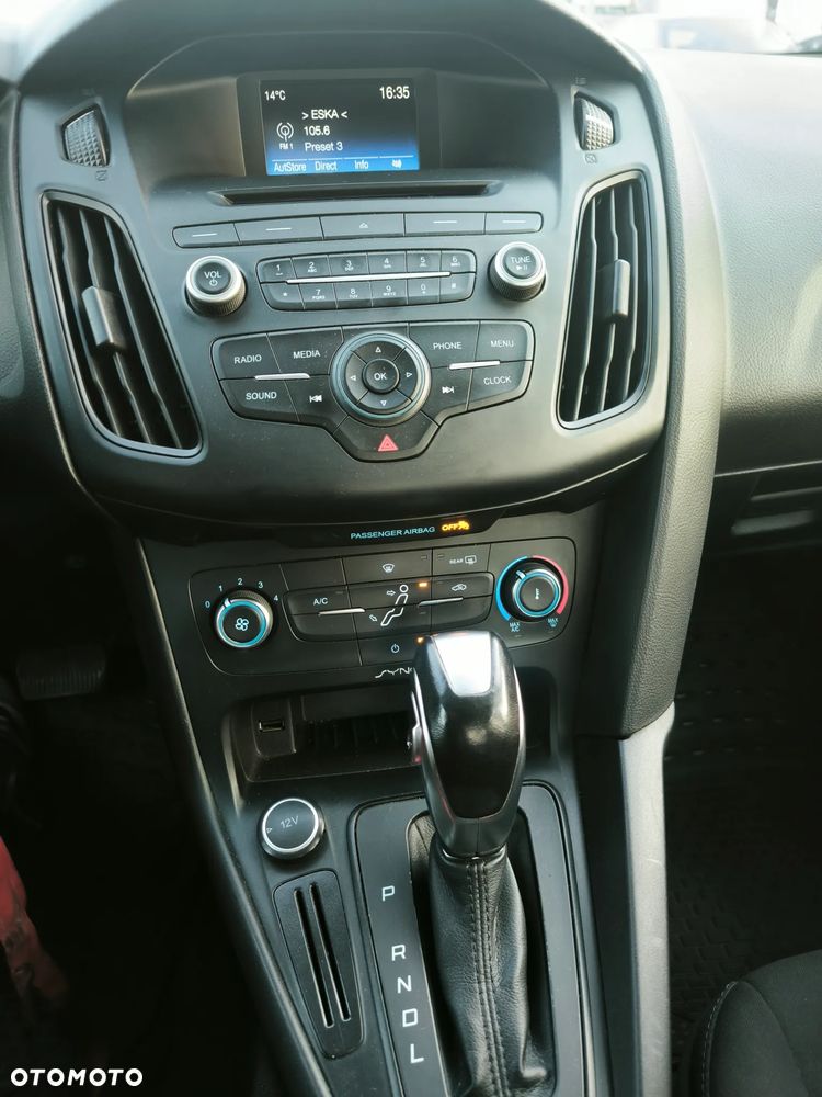 Ford Focus - 25