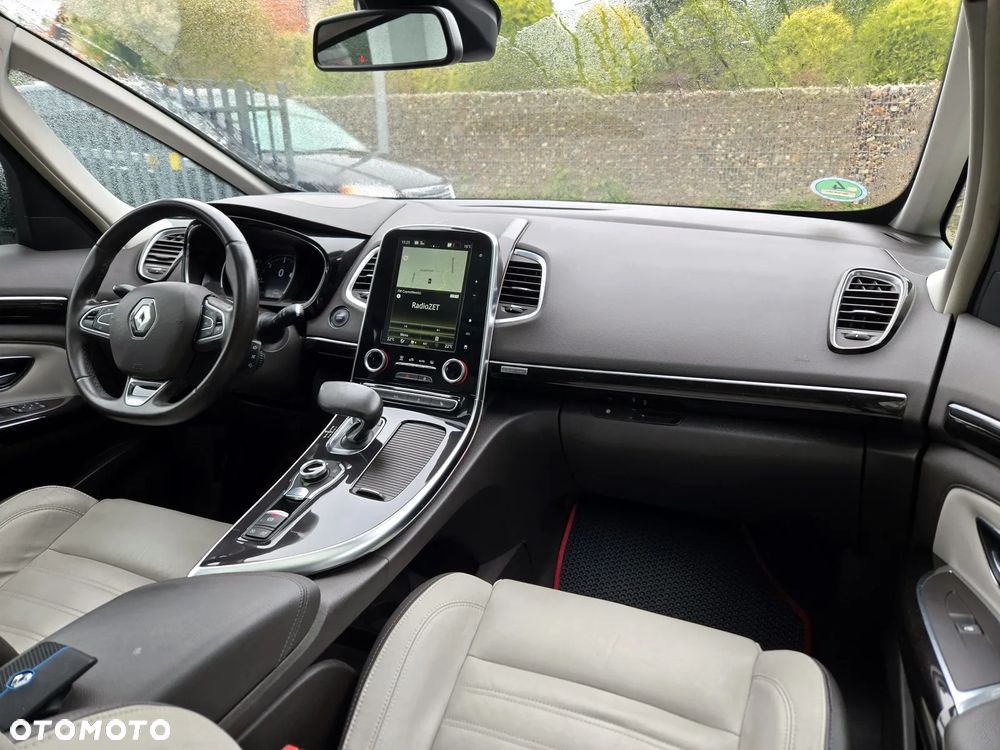 Renault Espace 1.6 dCi Energy Initiale Paris EDC - 7