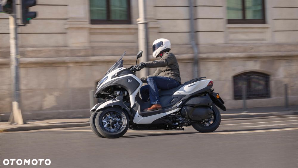 Yamaha Tricity - 6