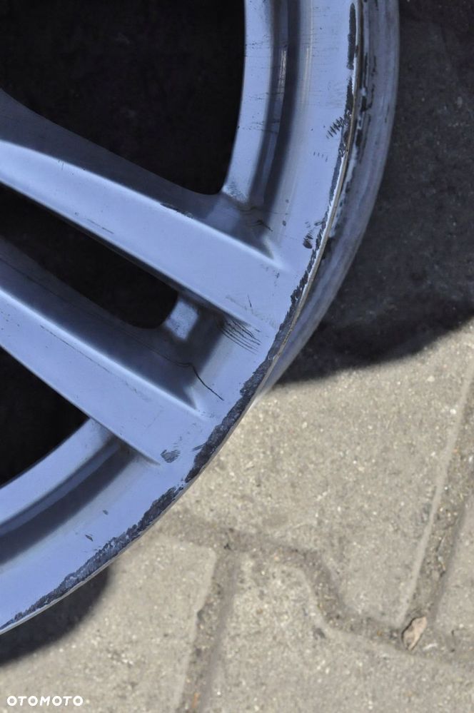 F30 F32 F34 F36 FELGI ALUMINIOWE 18 5X120 M-PAKIET 8 I 8,5 - 3