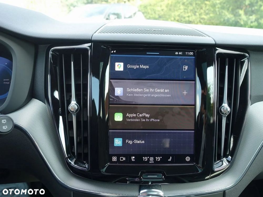 Volvo XC 60 T8 AWD Plug-in Hybrid Plus Black Edition - 23