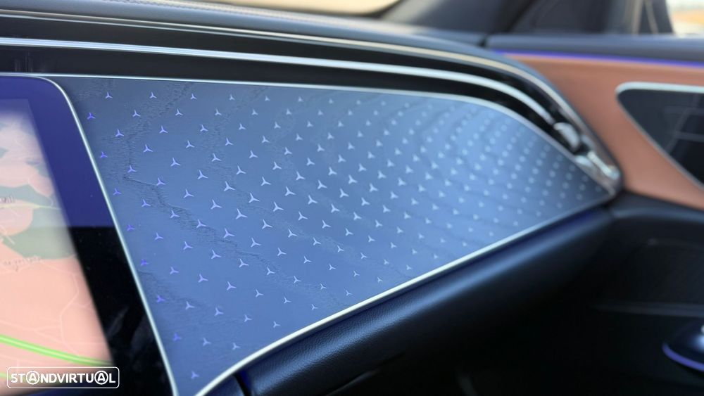 Mercedes-Benz E 300 de AMG Line - 17