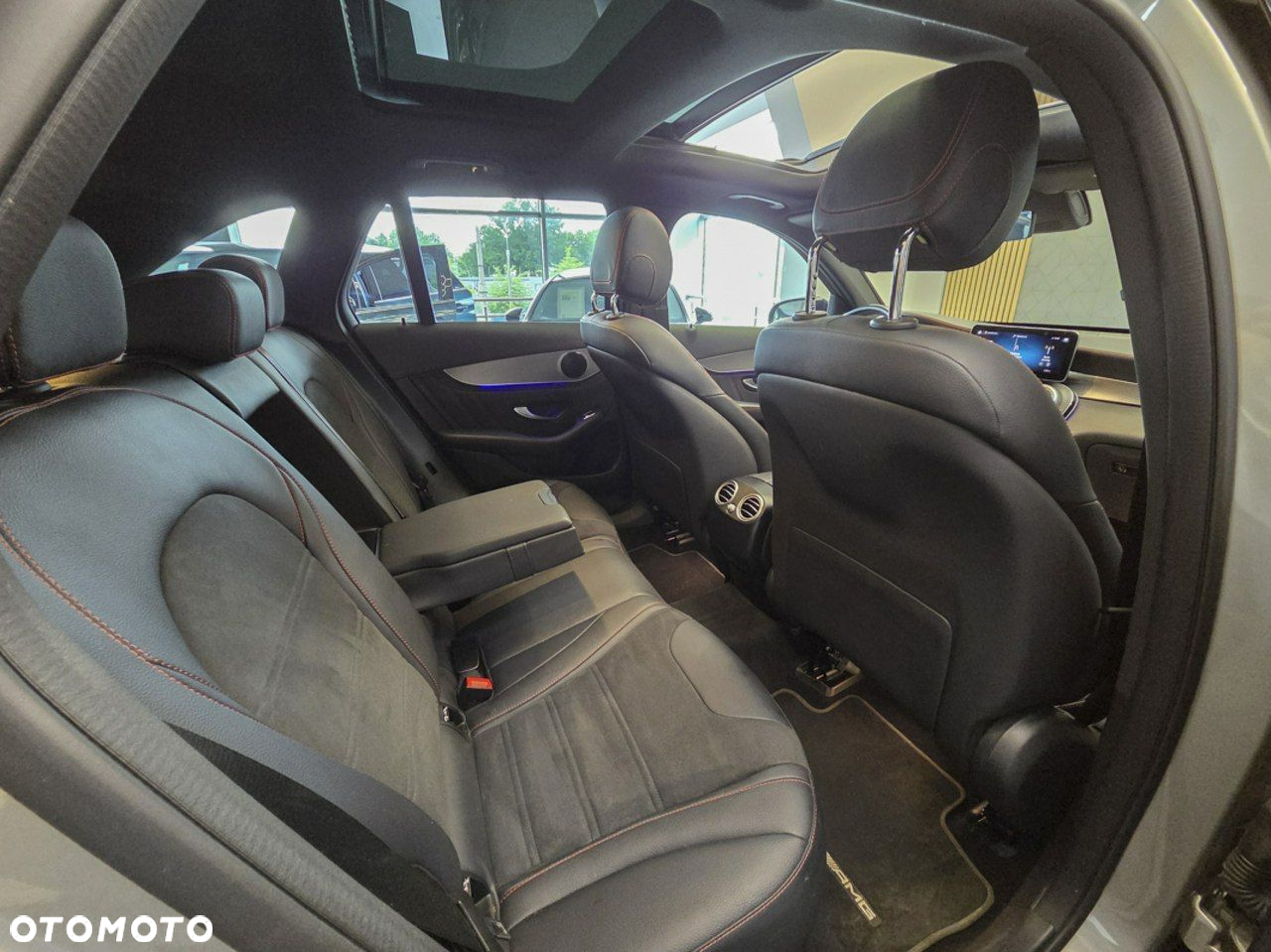 Mercedes-Benz GLC - 31