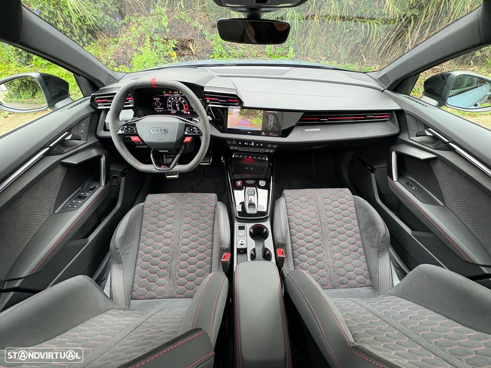Audi RS3 Sportback 2.5 TFSI quattro S tronic - 39
