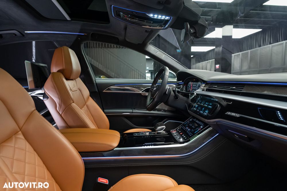 Audi S8 - 39