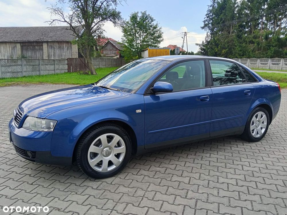 Audi A4 Limousine - 6