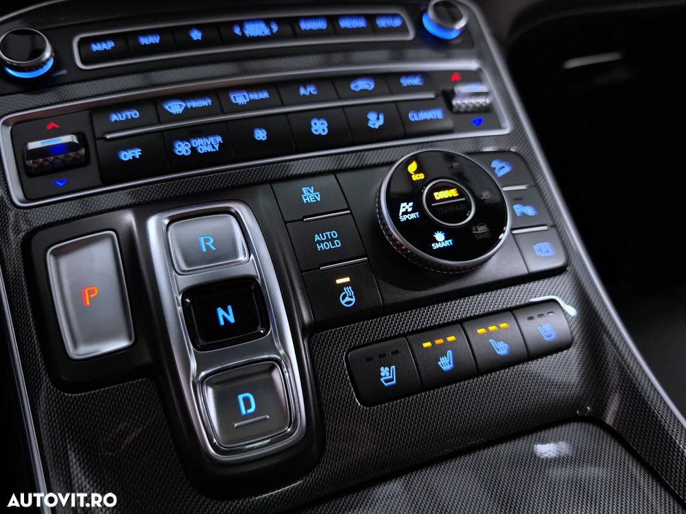 Hyundai Santa Fe 1.6 Plugin-Hybrid 4WD Prime - 24