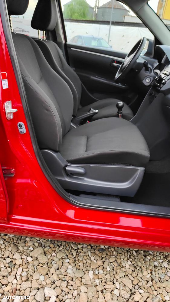 Suzuki Swift 1.2 GL - 12