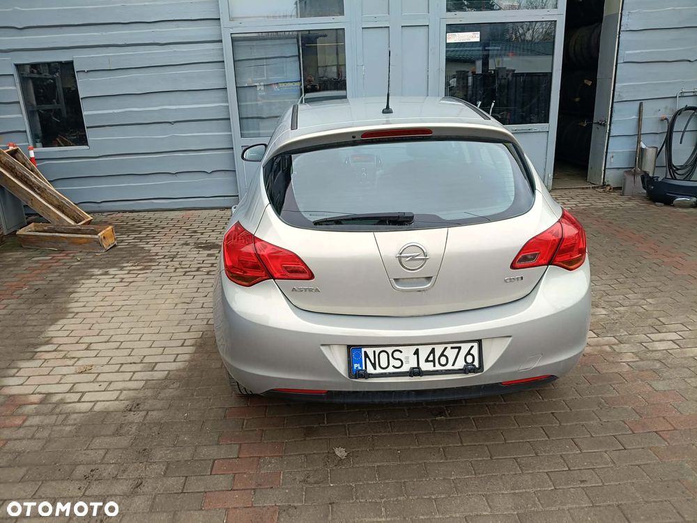 Opel Astra 1.7 CDTI DPF Design Edition - 3