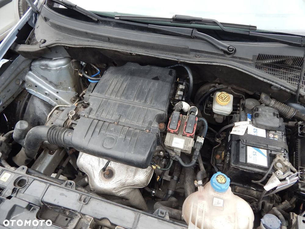 Fiat Grande Punto 1.4 8V GP - 28