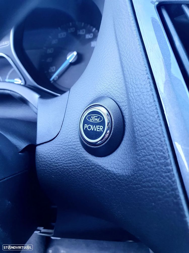 Ford Focus SW 1.0 EcoBoost S&S Titanium - 24