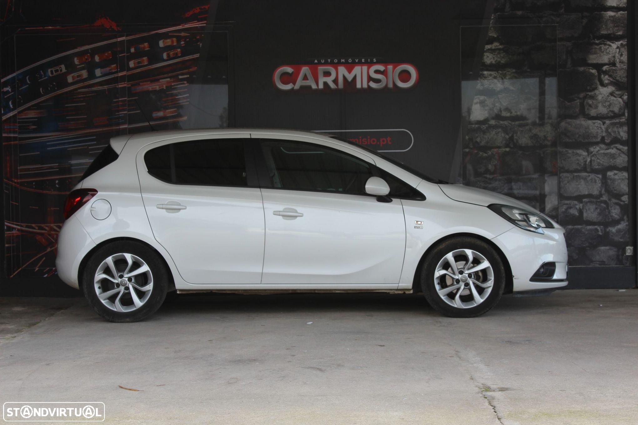 Opel Corsa 1.2 120 Anos - 2