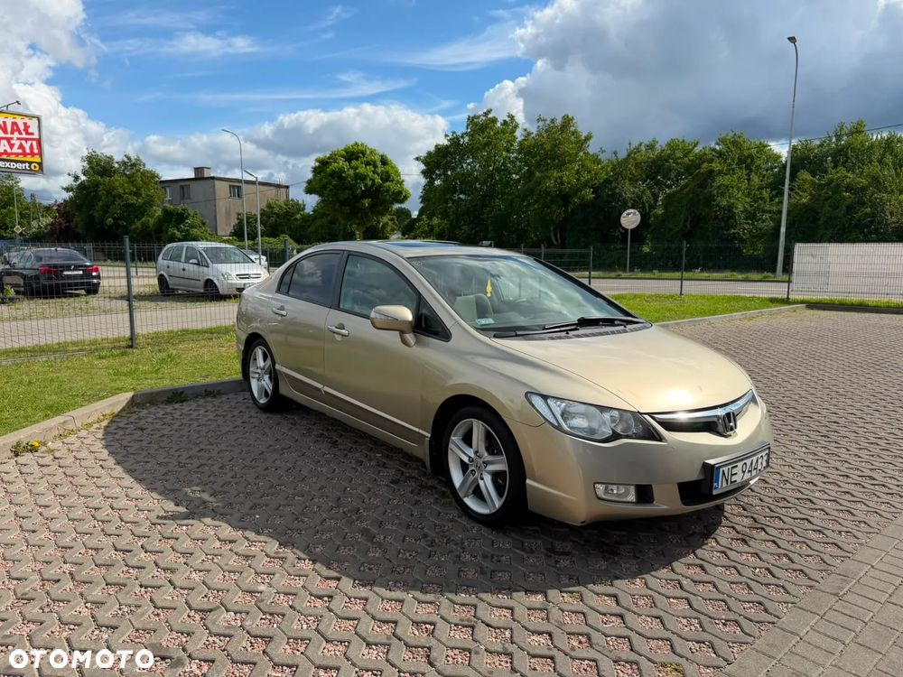 Honda Civic 1.8 Executive - 1