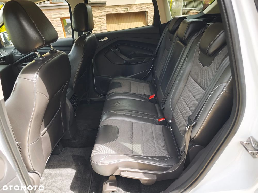 Ford Kuga 2.0 TDCi 2x4 Trend - 18