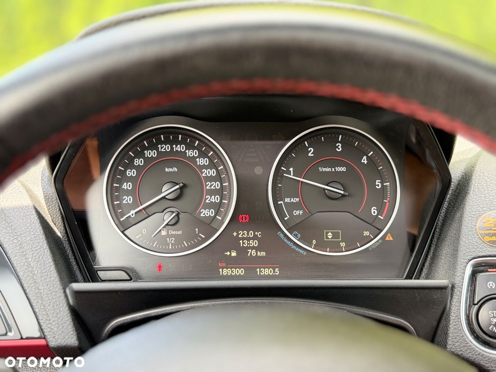 BMW Seria 1 120d Sport Line - 23