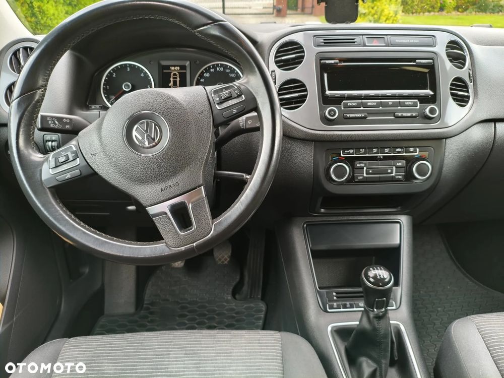 Volkswagen Tiguan 2.0 TDI Perfectline - 8