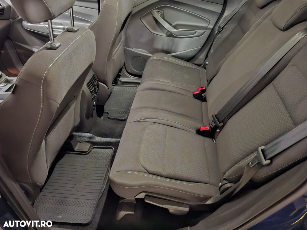 Ford Kuga 2.0 TDCi 4WD Trend - 8