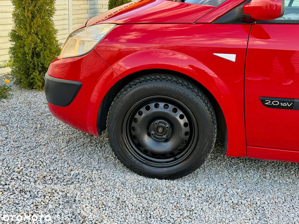 Renault Scenic 2.0 16V Dynamique - 14