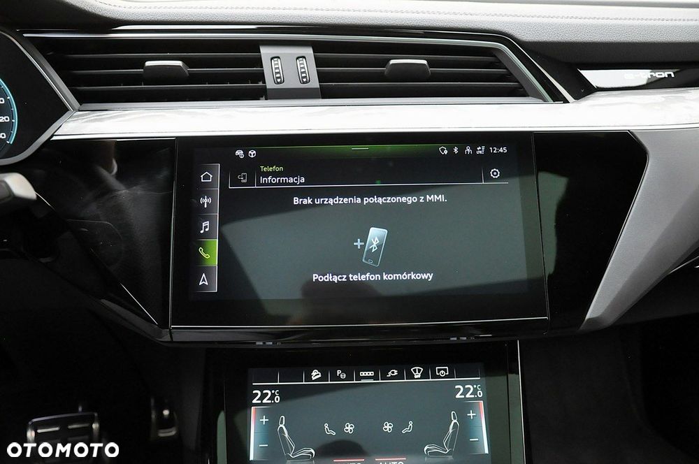 Audi Q8 Sportback e-tron - 28