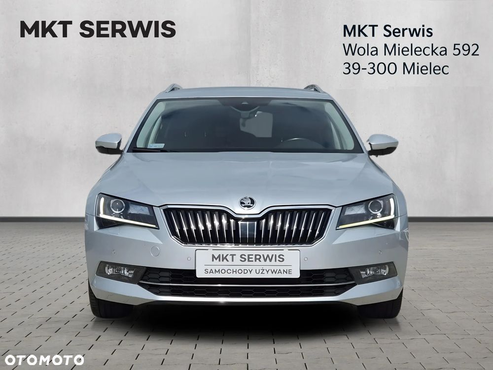 Skoda Superb 2.0 TDI 4x4 Style DSG - 8
