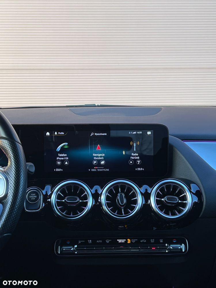 Mercedes-Benz GLA 250e AMG Line - 10