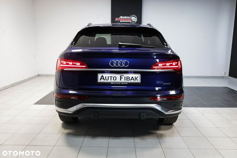 Audi Q5 Sportback - 11