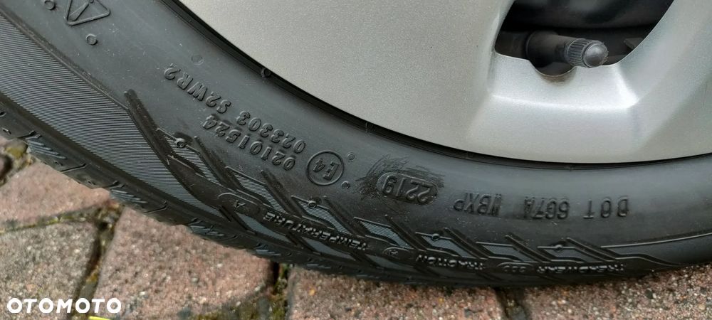 Opel Corsa 1.4 16V Enjoy - 13