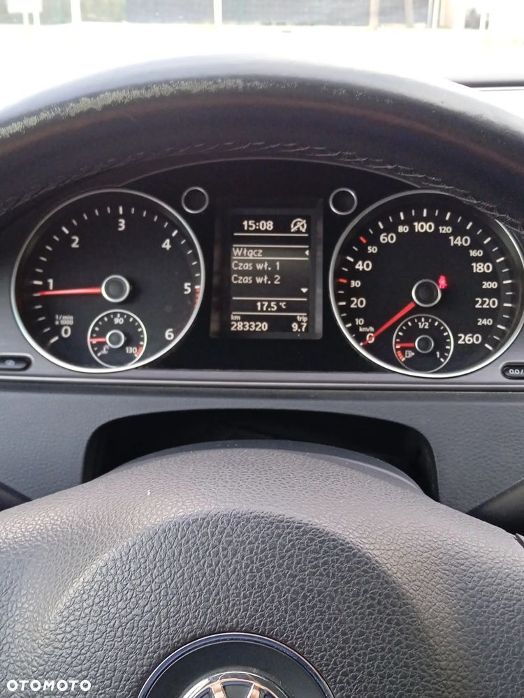 Volkswagen Passat 2.0 TDI BlueMotion Technology Comfortline - 19