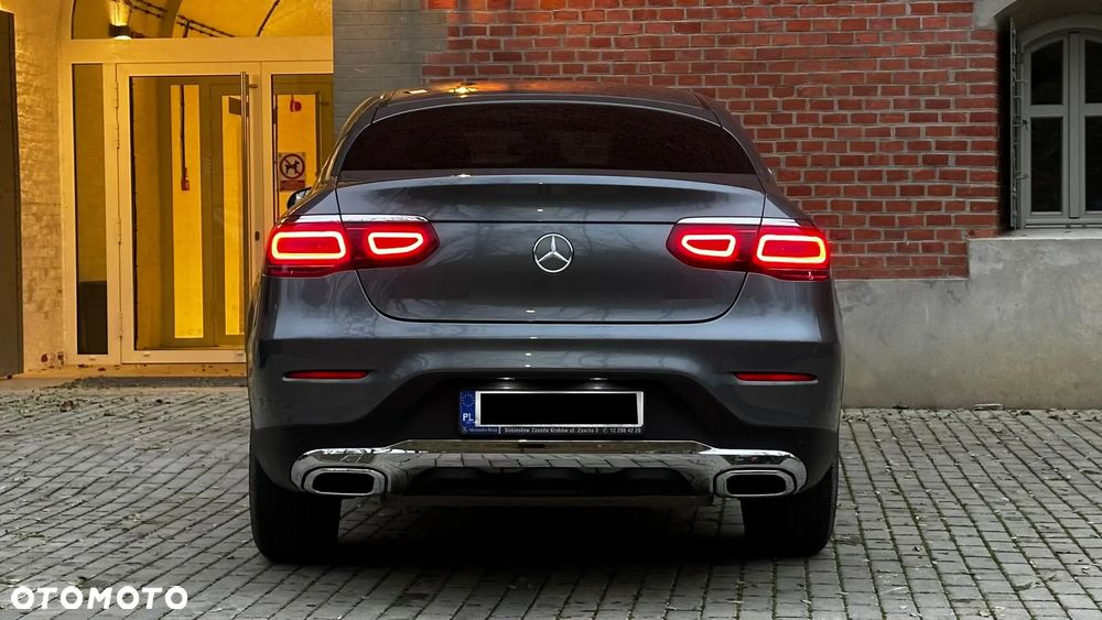 Mercedes-Benz GLC - 11