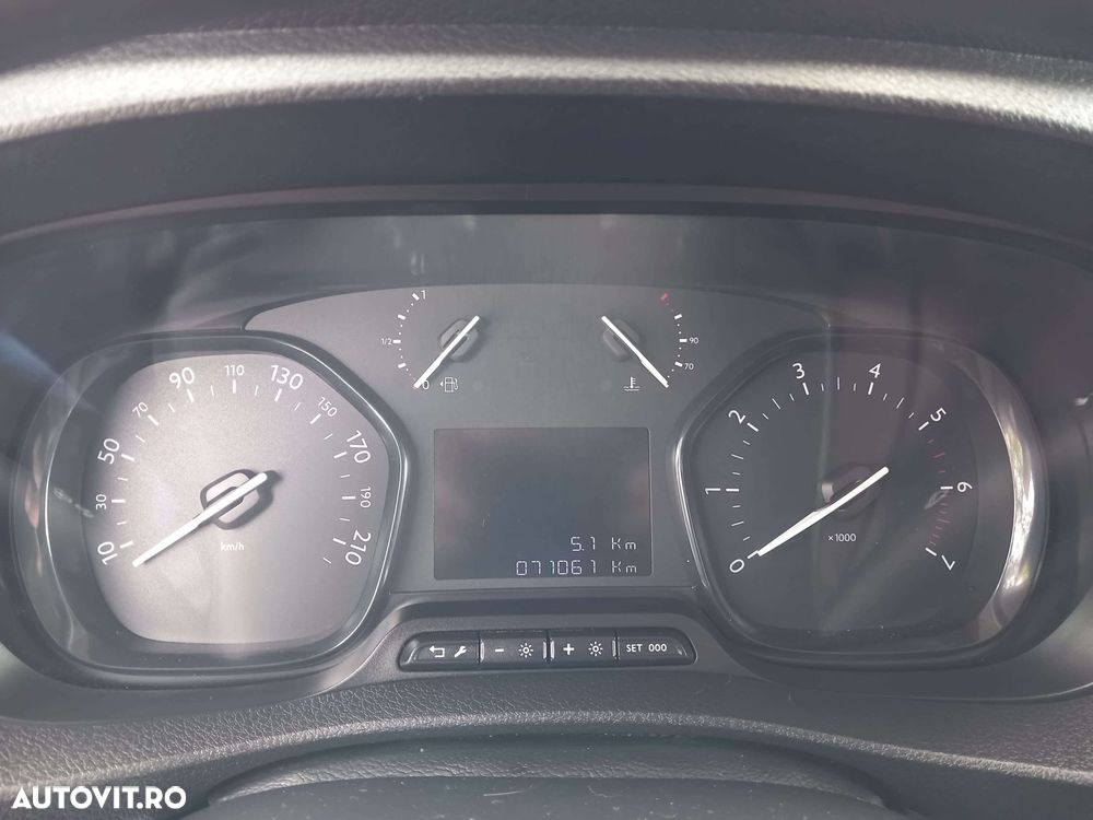 Toyota ProAce - 10